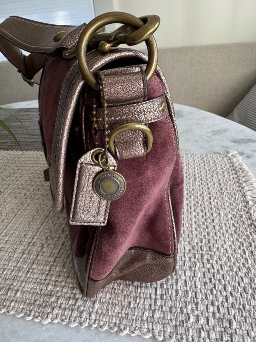 Coach Legacy Ali Shoulder Flap Bag in Plum Suede - Picture 4 of 17